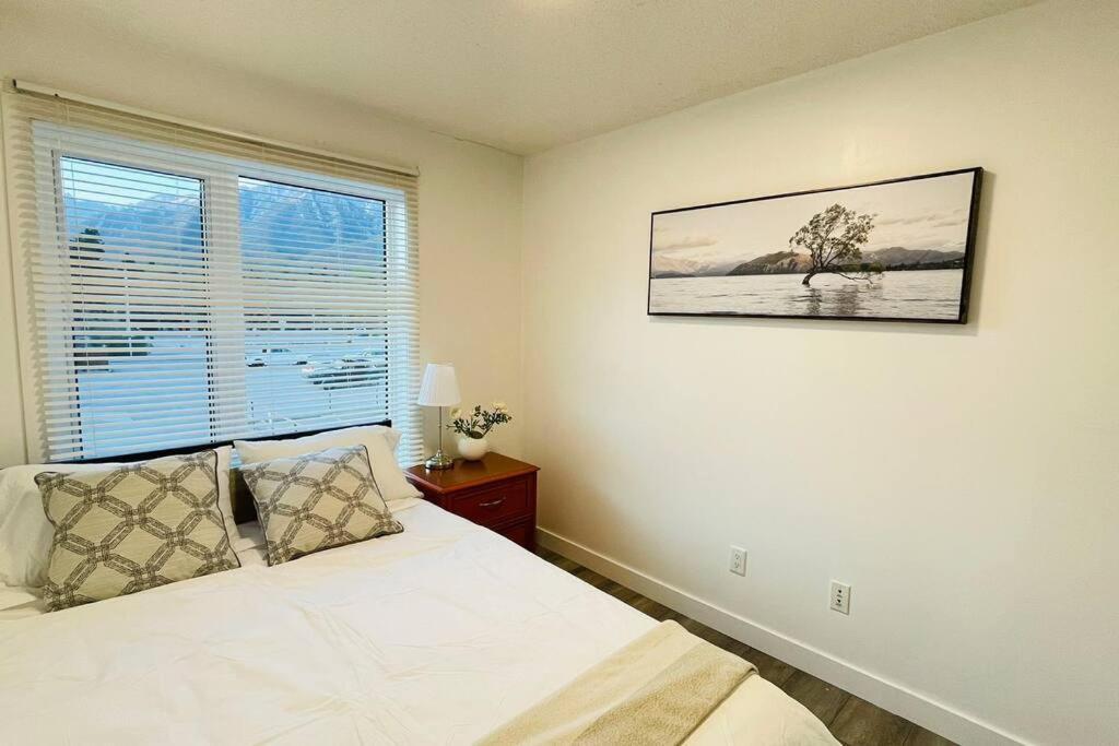 Unit #204 Cozy Mountain View 2Br In Canmore Downtown Exterior photo